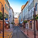 Gorgeous Brand New 2 Bedrooms Antibes