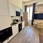 Gorgeous Brand New 2 Bedrooms Apartman *