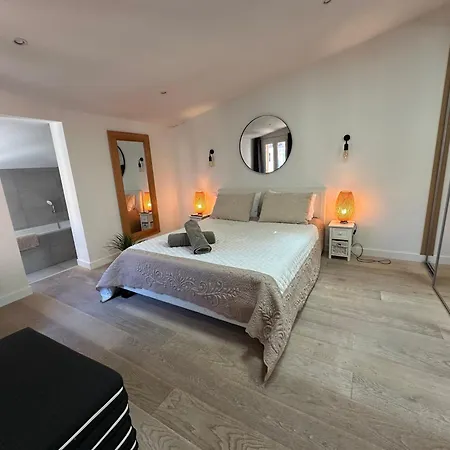 Apartman Gorgeous Brand New 2 Bedrooms Antibes